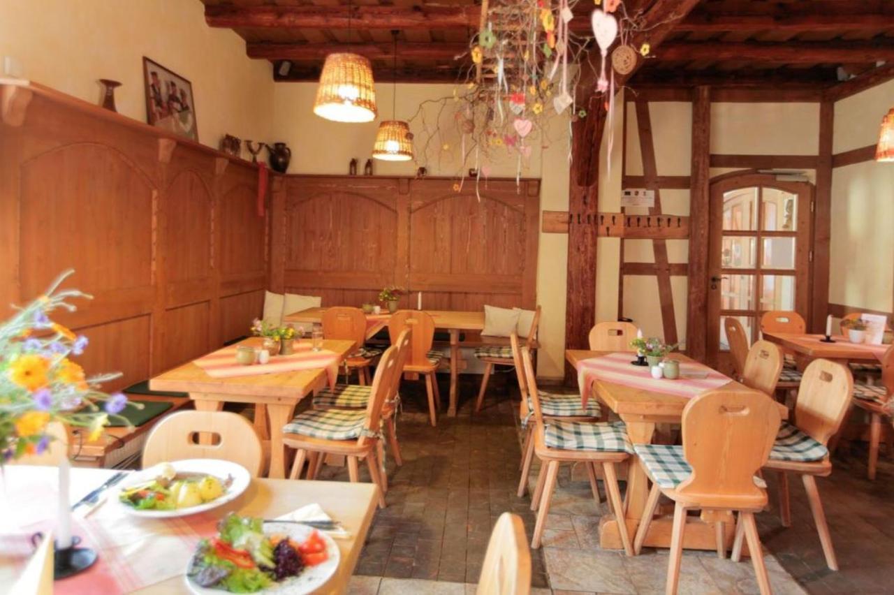 Naturhotel Etzdorfer Hof Schoenburg Esterno foto